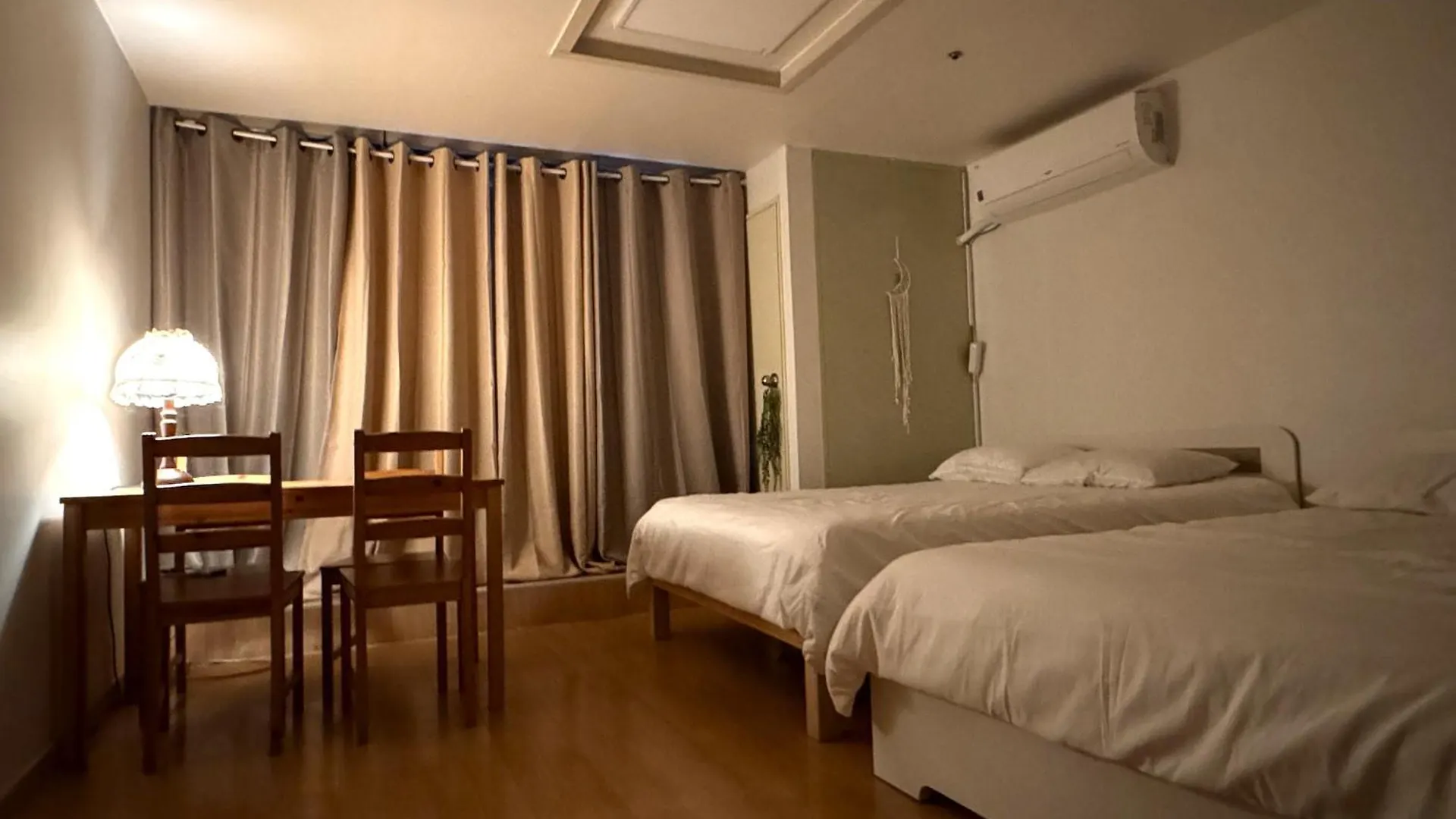 Apartment Hongdae Loading Room Seoul South Korea