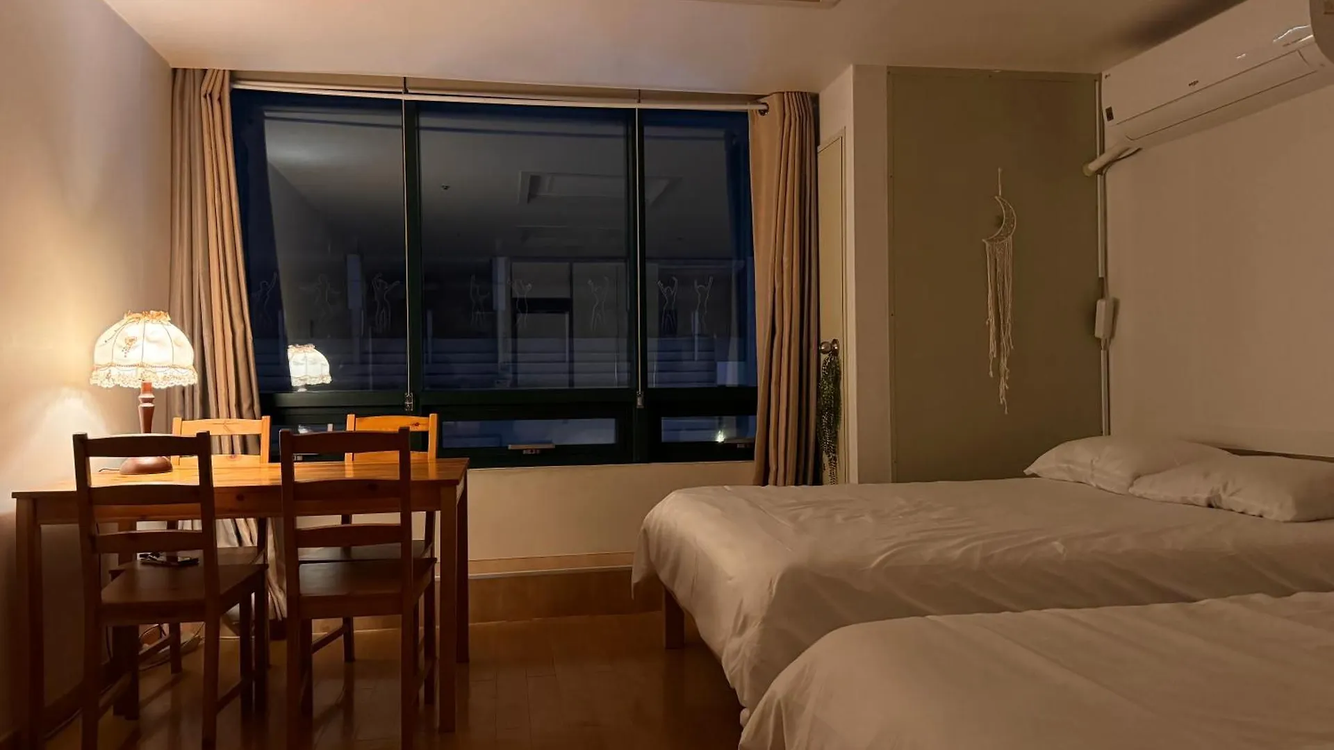 Apartment Hongdae Loading Room Seoul