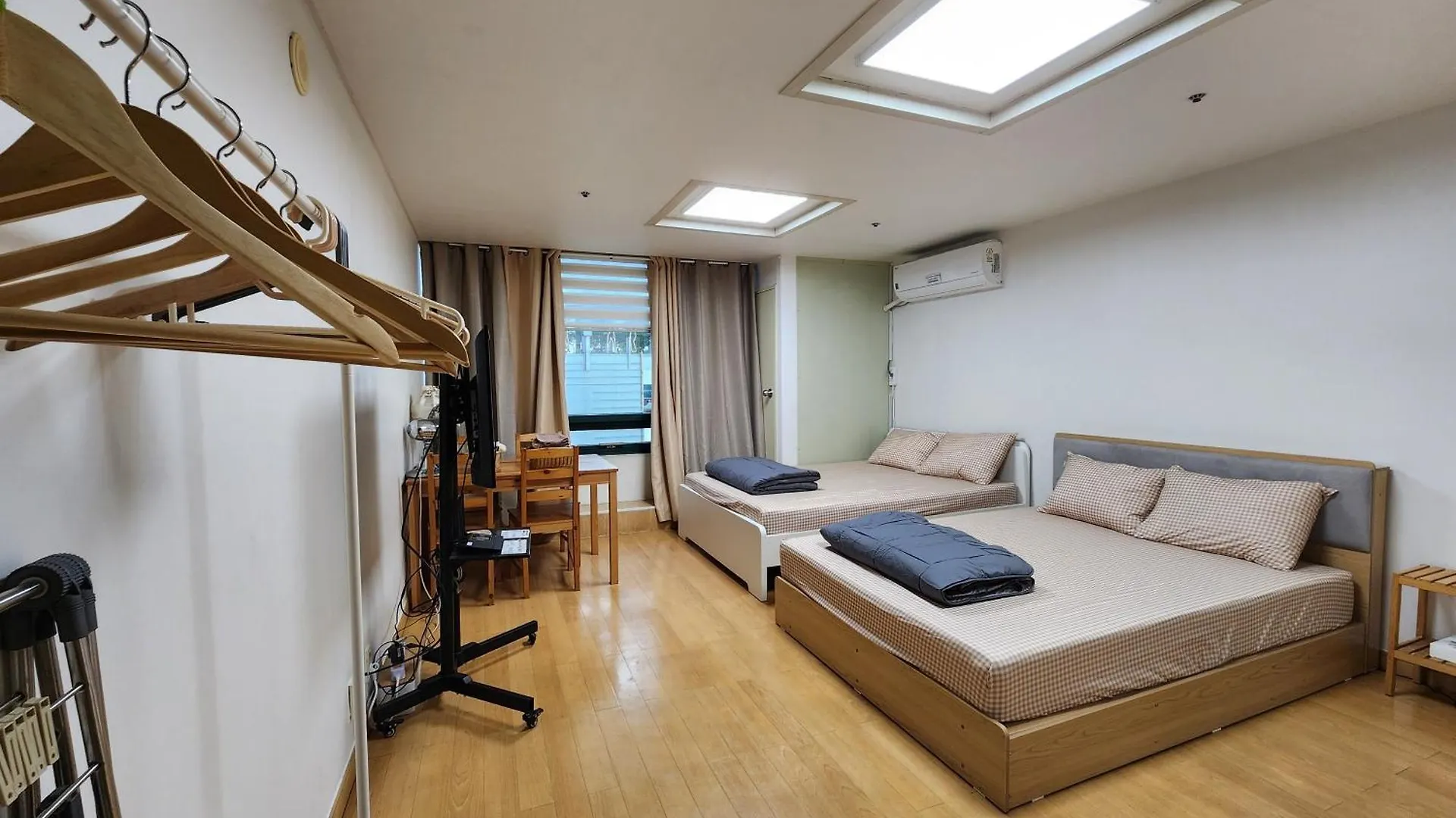 Hongdae Loading Room Seoul Apartment