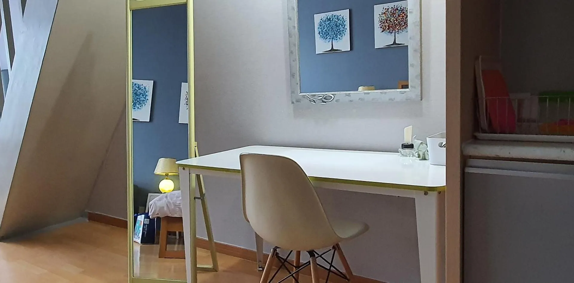 Apartment Hongdae Loading Room Seoul South Korea
