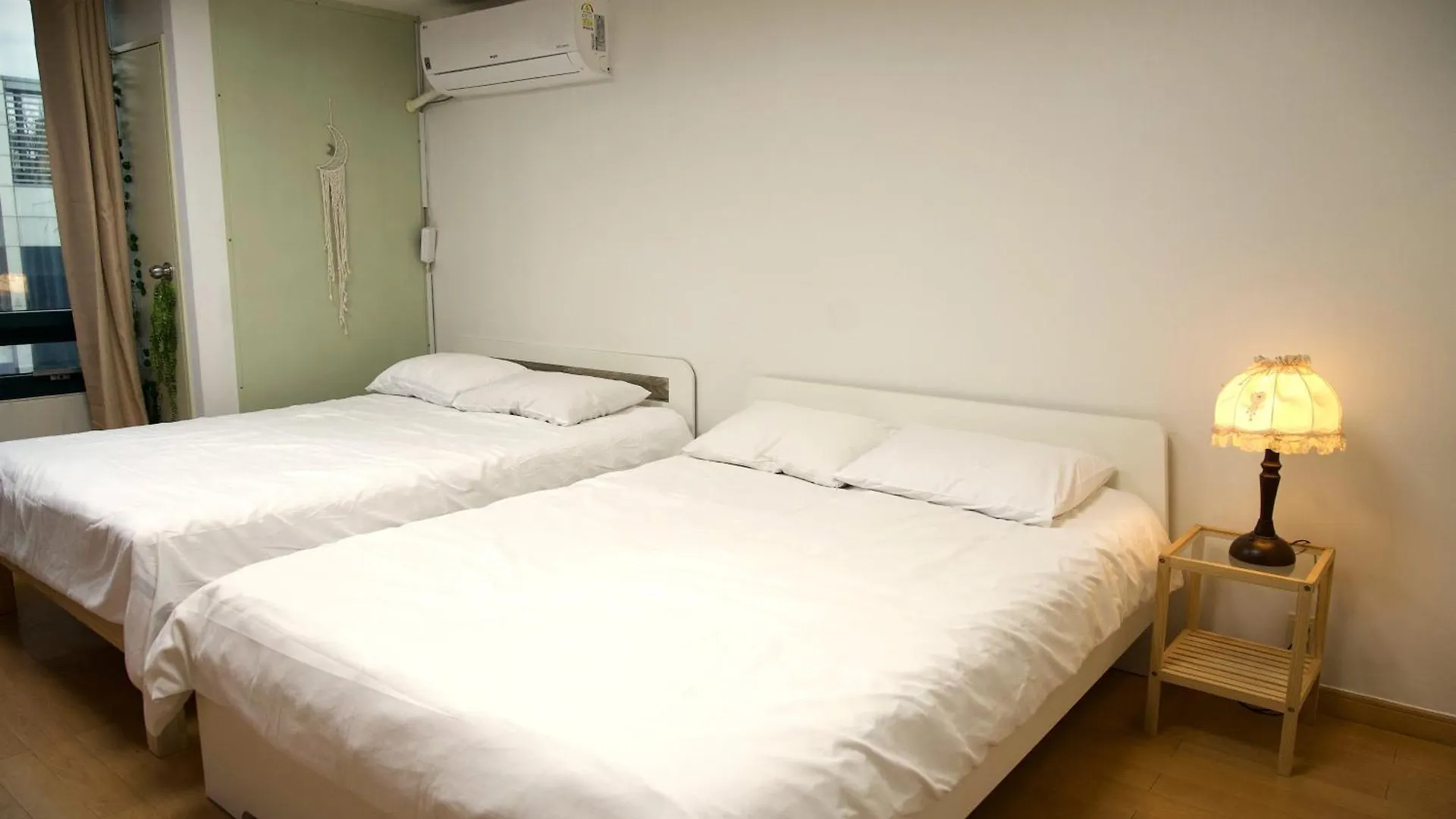 Apartment Hongdae Loading Room Seoul