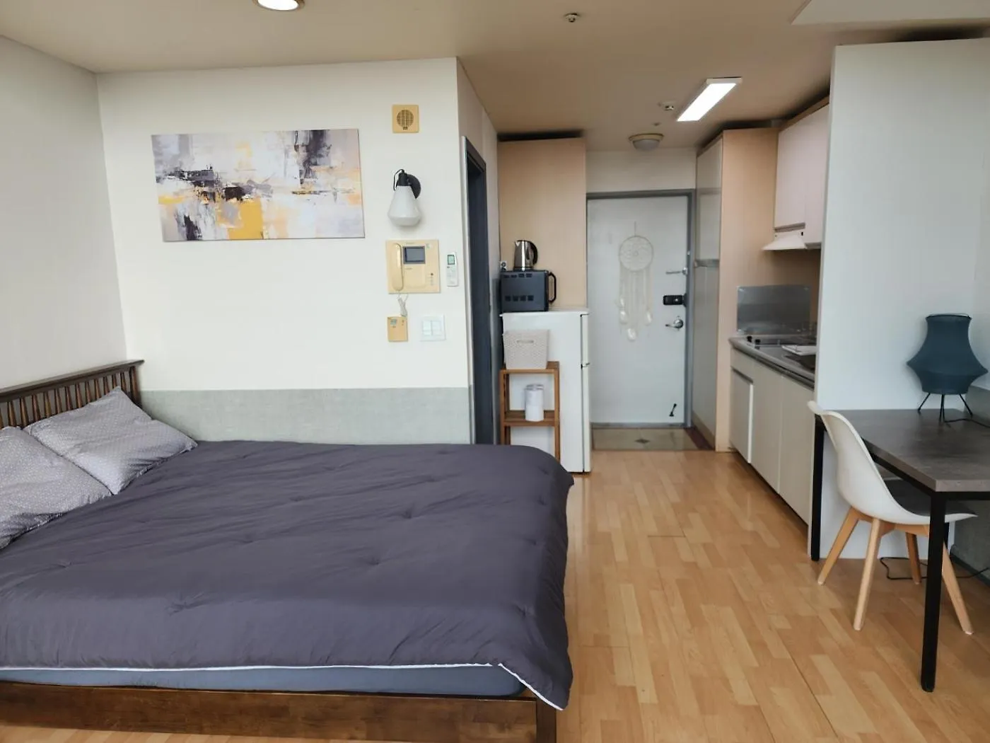 Apartment Hongdae Loading Room Seoul